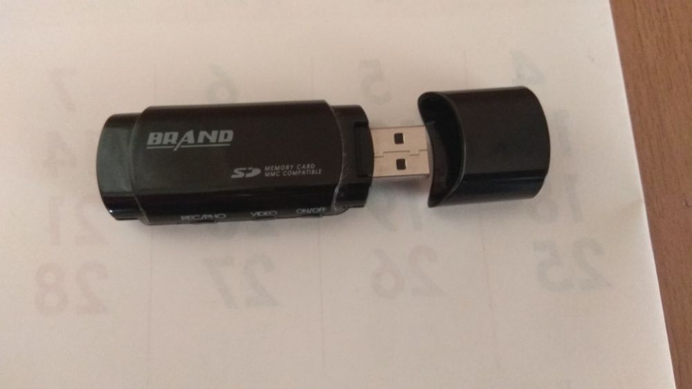 Vând camera video tip USB