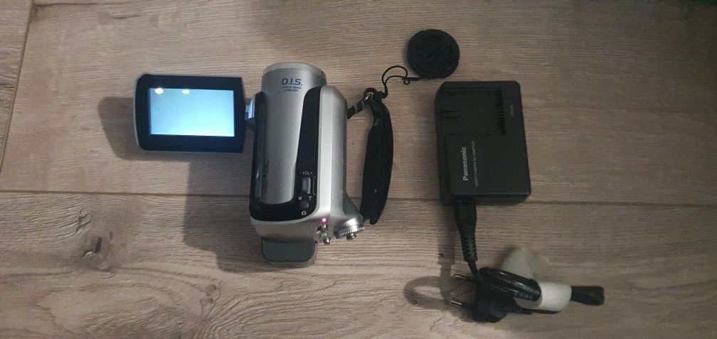 Camera Video Panasonic SDR H20EP