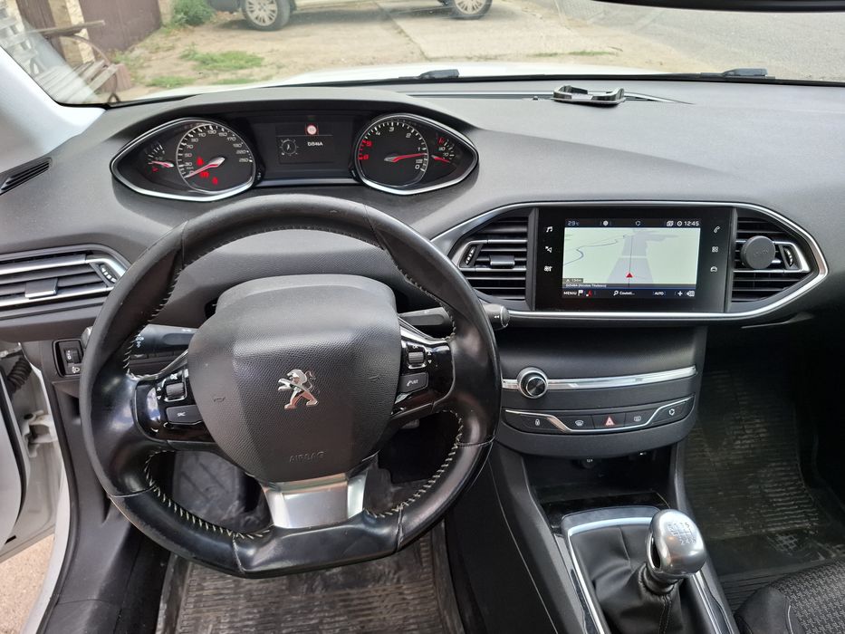 Peugeot 308 1.5 diesel 2019