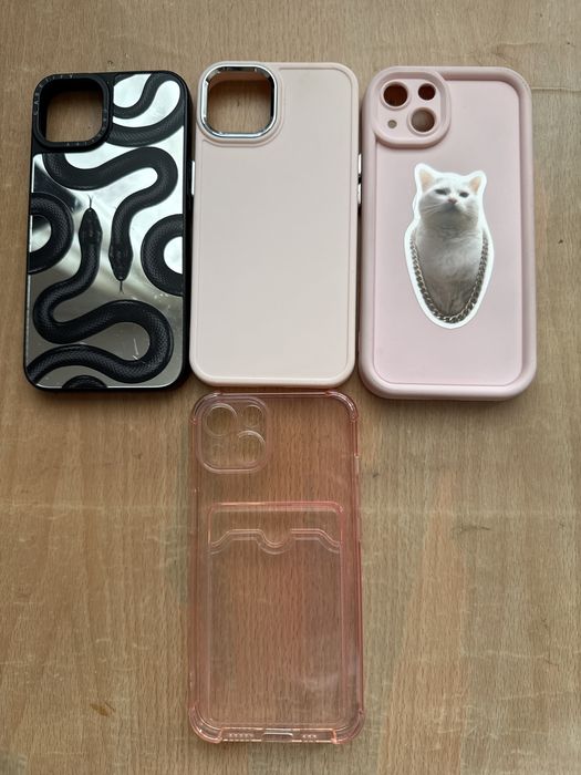 Чехлы на IPhone 13