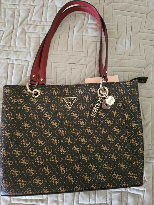 Geanta de umar  Guess