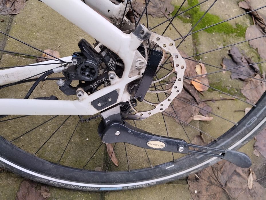 Продавам велосипед cannondale 28