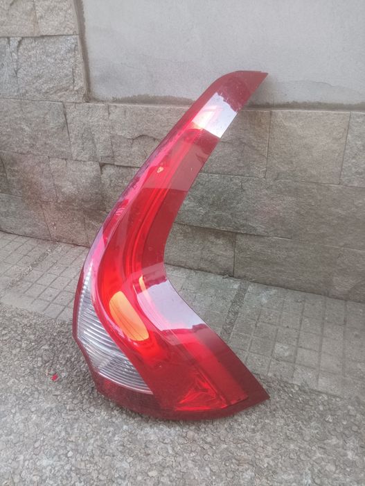Volvo CX 60 заден десен