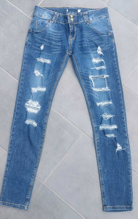 Blugi fete ZARA, marimea S, 36-38, pret 35 lei bucata