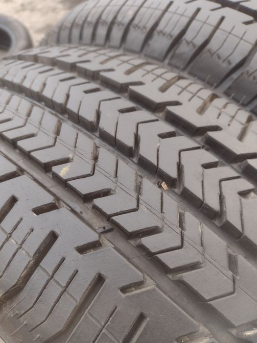 Почти нови 2бр.215/65/16 С Michelin Agilis dot3624