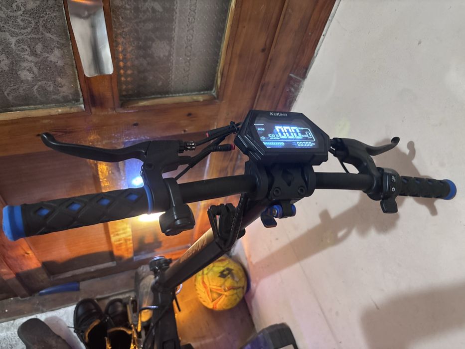 Продава се спешно! Kukirin G2 master