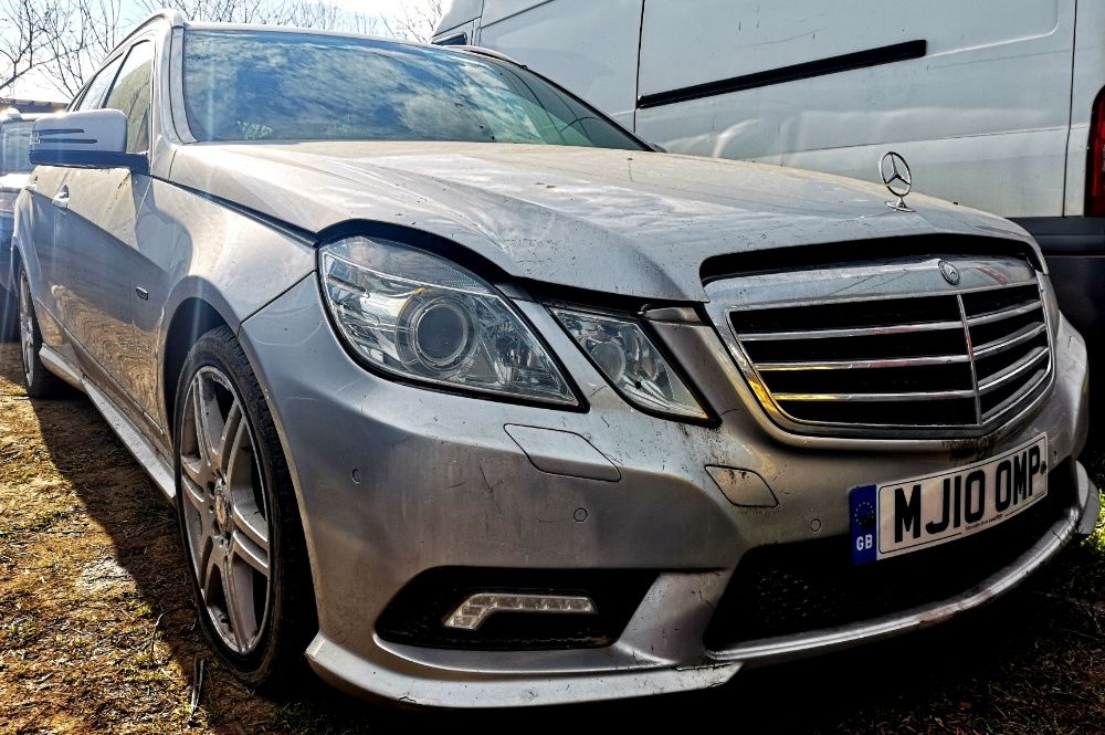 Dezmembrez Mercedes E-class W212 AMG 3.0 euro 5 2011.
