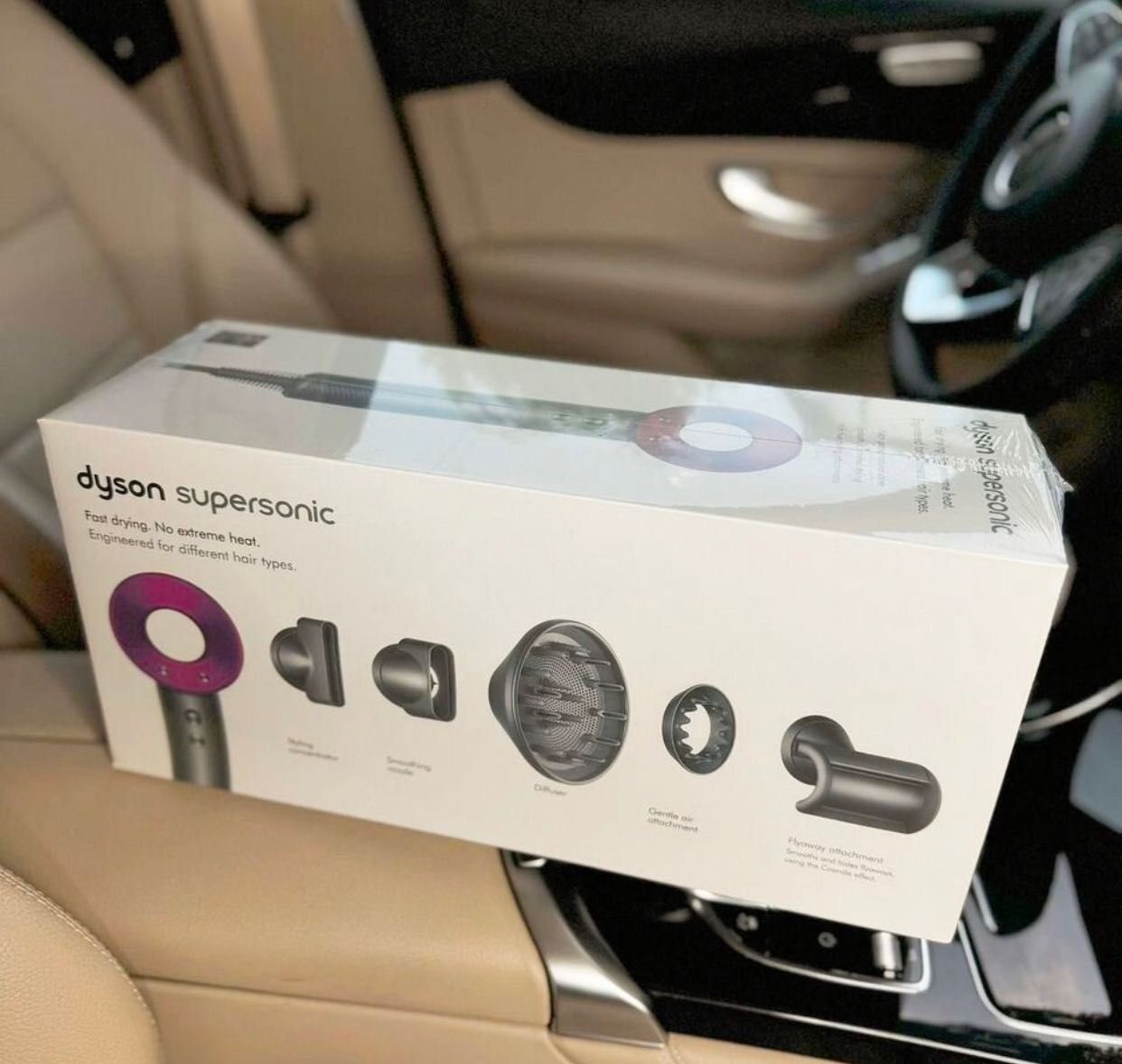 Продам Новый Мощный Профессиональный Dyson Стайлер Фен В Цвете Fuchsia