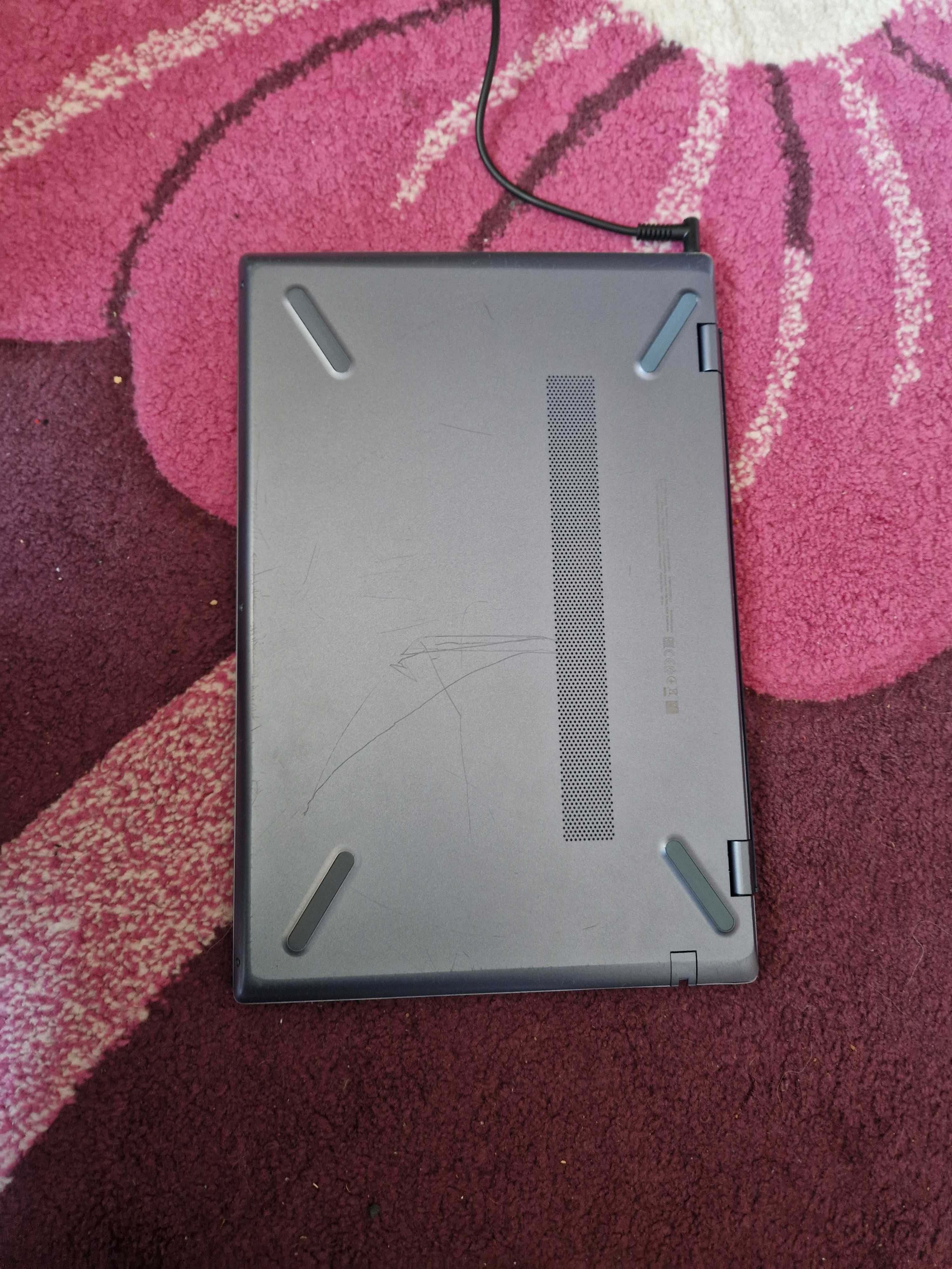 Hp pavilion | i5-1035G1  | 256GB |