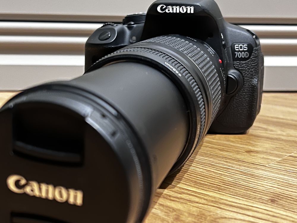 Canon 700D в ИДЕАЛЬНОМ состоянии