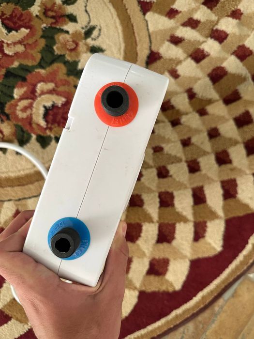 Продается электрический водонагреватель