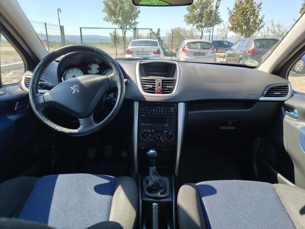 Peugeot 207 1.4 i