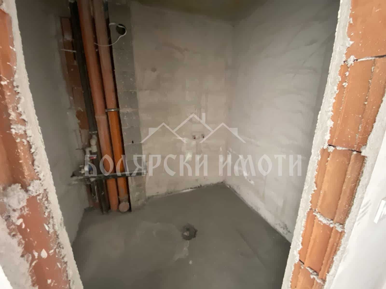 Двустаен апартамент в кв. Бузлуджа
