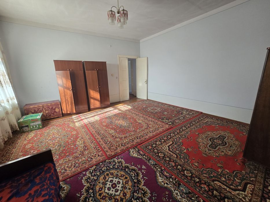 Урганч туманида майдони 4000 кв булган 2 та бино ижарага берилади