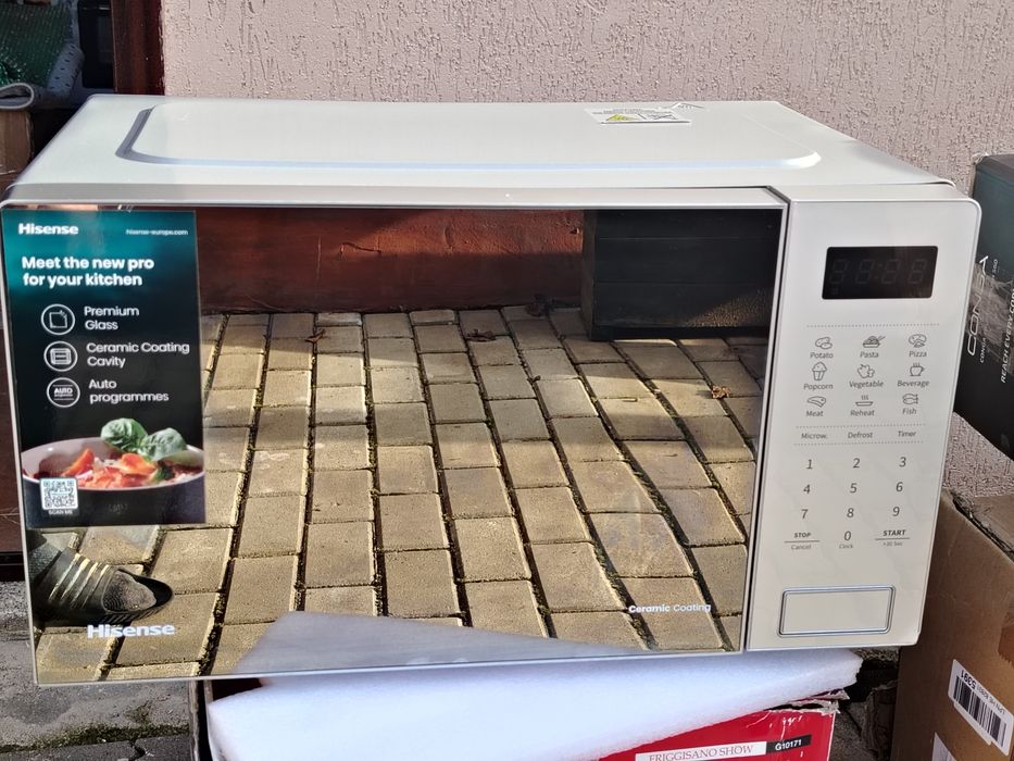 Cuptor microunde HISENSE H20MOMS4, 20l, 700W, argintiu impecabil