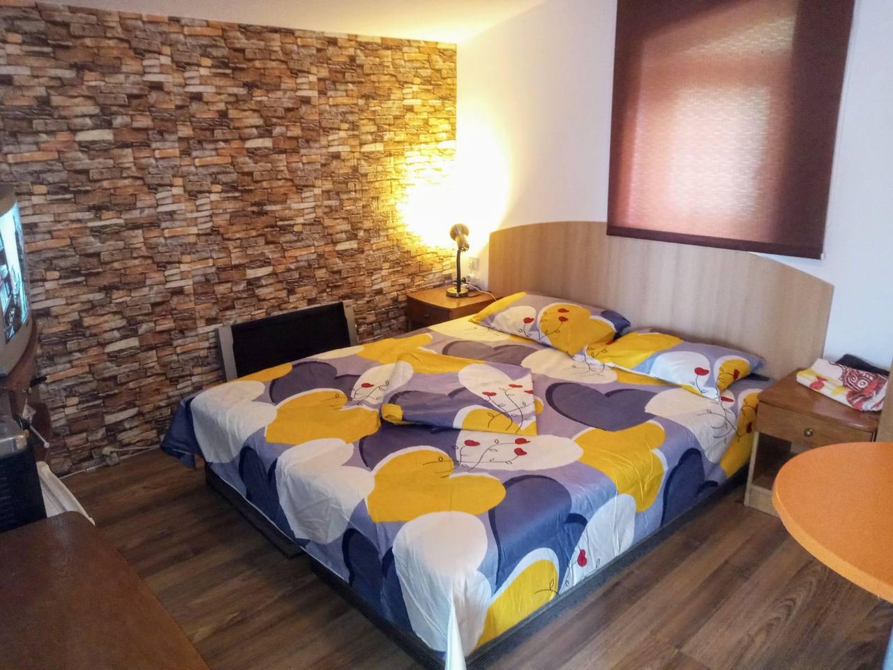 Дава се под наем Етаж от къща в Варна, Бриз - 30 кв.м за 275 € - Снимка #1
