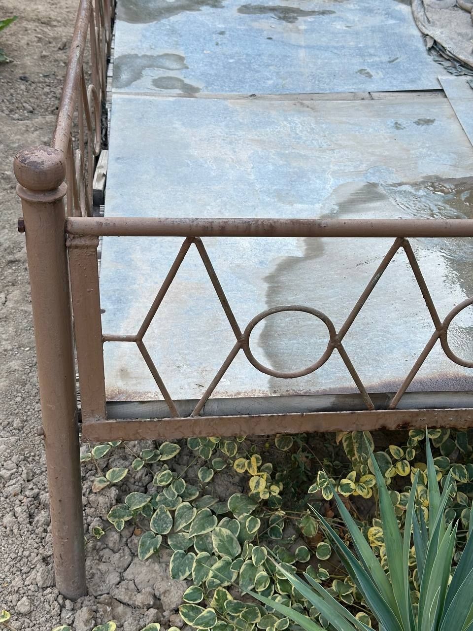 Temir karkasli yozgi supa