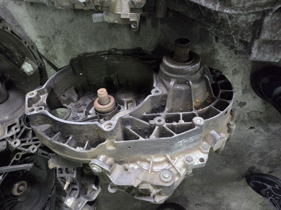 Скоростна кутия Транспортер Т5 2.5 тди