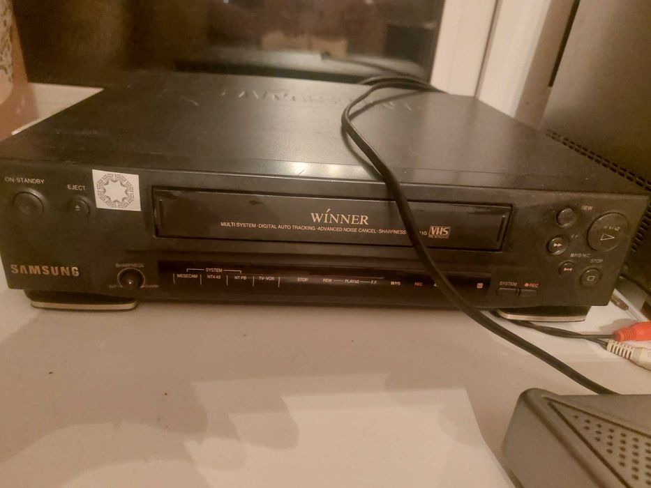 Продам видео магнитофон