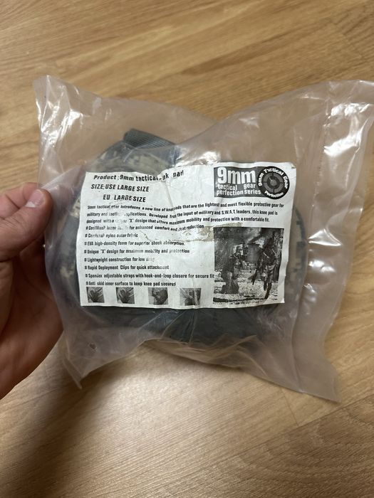 Vând set genunchere ,cotiere camuflaj digital