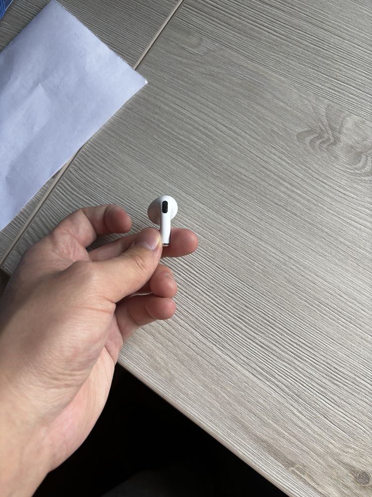 Левый наушник airpods 3 оригинал