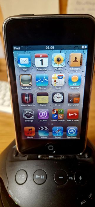 Sony Active Speaker + IPod Apple