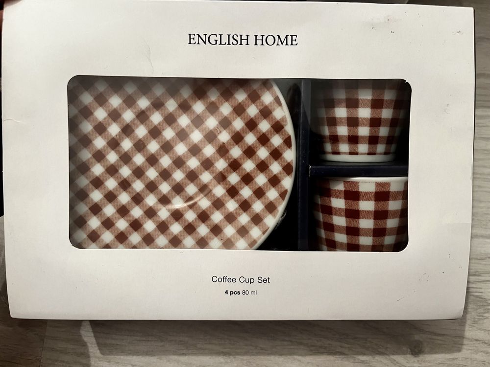 Set 2 ceecute cafea cu farfurii English Home noi in cutie