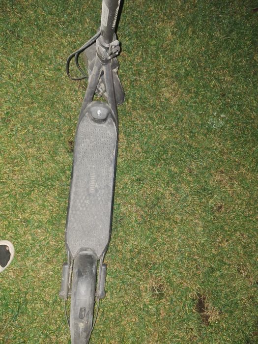 Trotineta electrica ninebot kickscooter f2