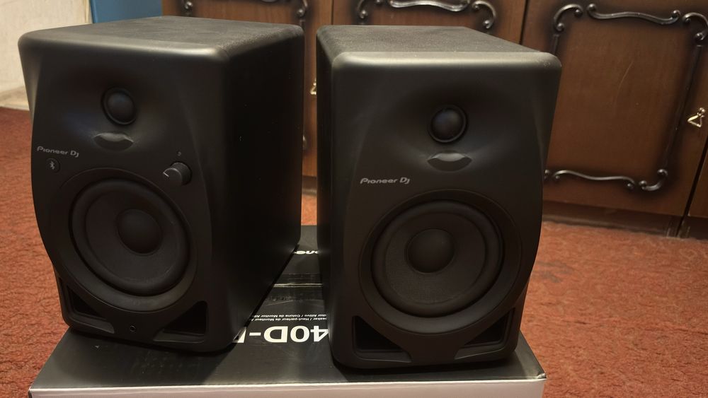 Мониторни колони Pioneer dj DM-40D-BT