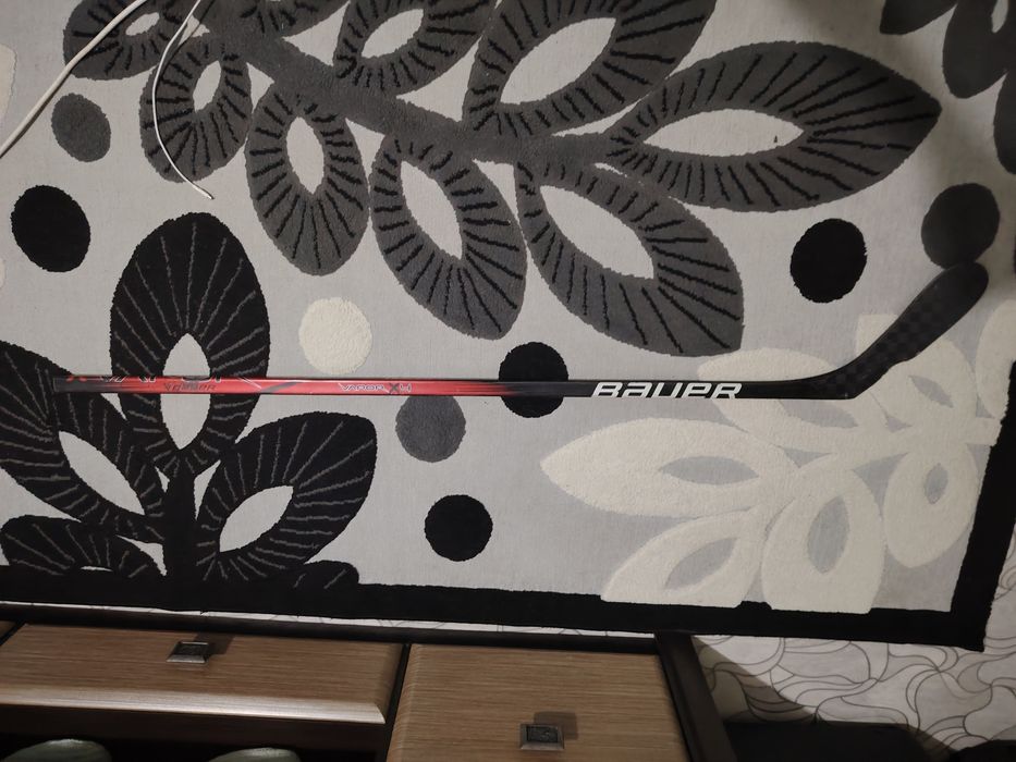 Продам клюшку б/у