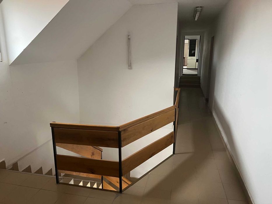 inchiriez spatiu cabinete medicale clinica stomatologica