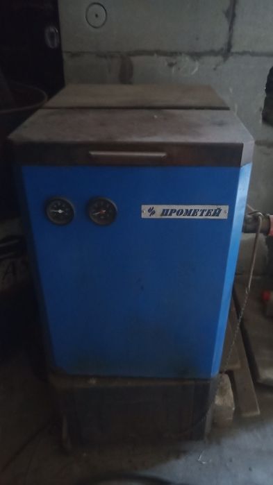 Продаю отличный котел отопления