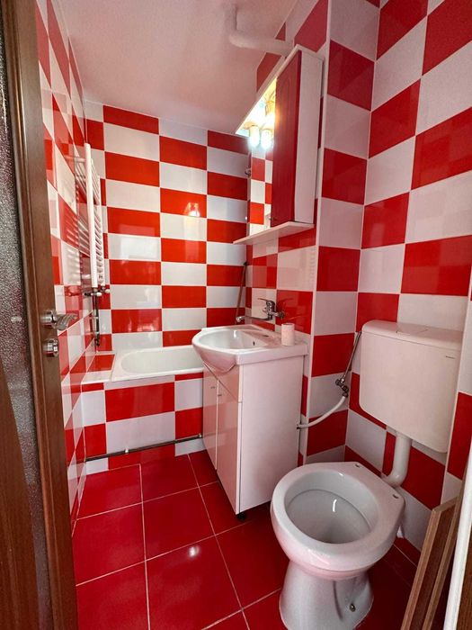 Apartament 2 camere renovat zona de  sus Libertatii