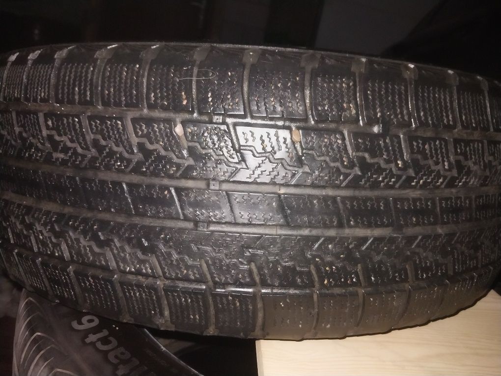 Шина Roadstone 215/60 r16