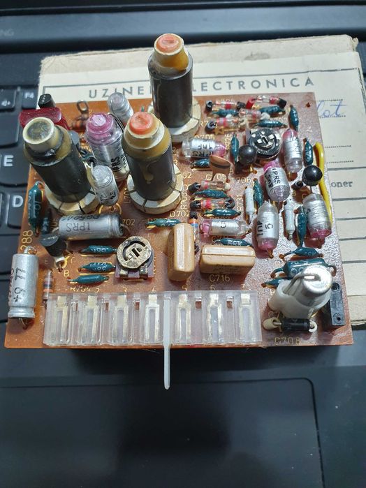 Decodor stereo tranzistorizat Electronica