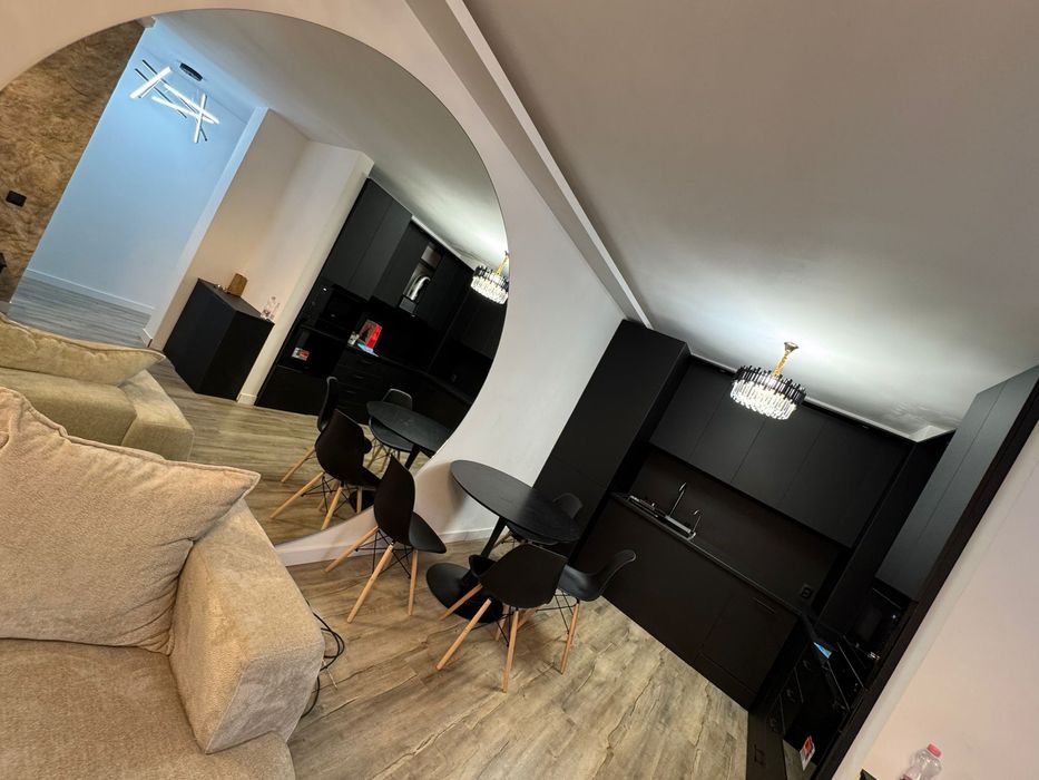 Vand apartament 2 camere