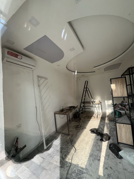 Аренда под офис 5 минут от метро Мирзо Улугбек! Вдоль дороги 20м2 400$