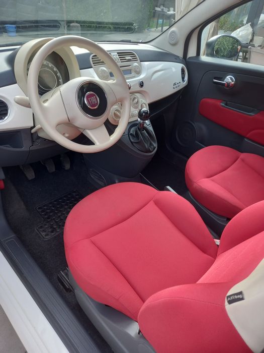Vând Fiat 500 an 2012