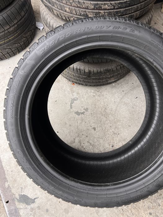 2 anvelope iarna 285/35/19 , Pirelli ,