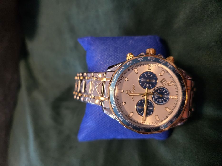 Уникални кварцови чесовници