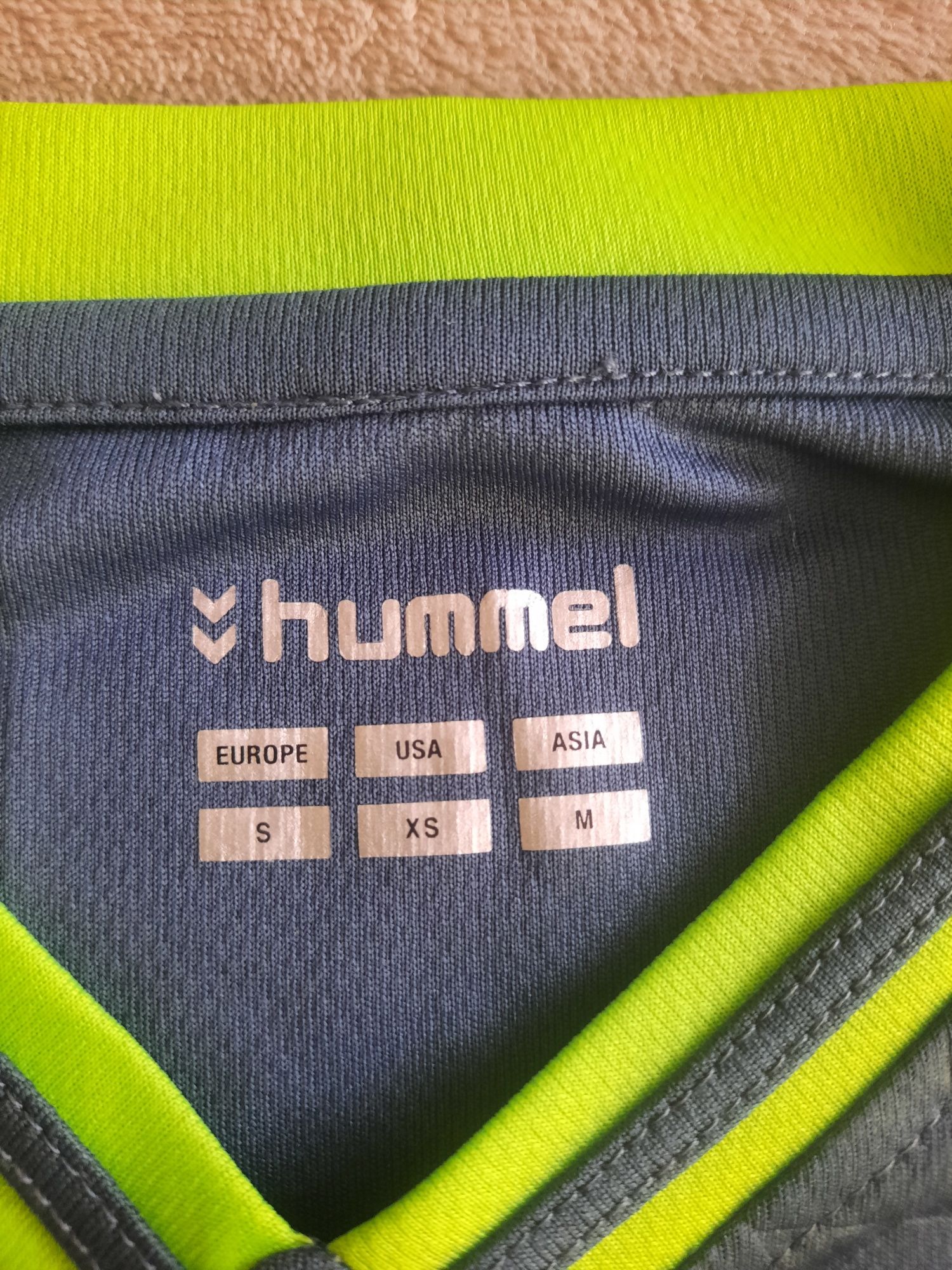 Тениска за мъже Hummel