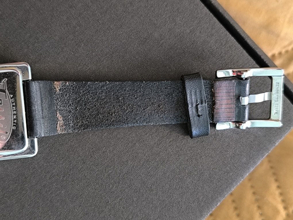 Часовник Fossil unisex, модел от 2006, с касов бон от 2009