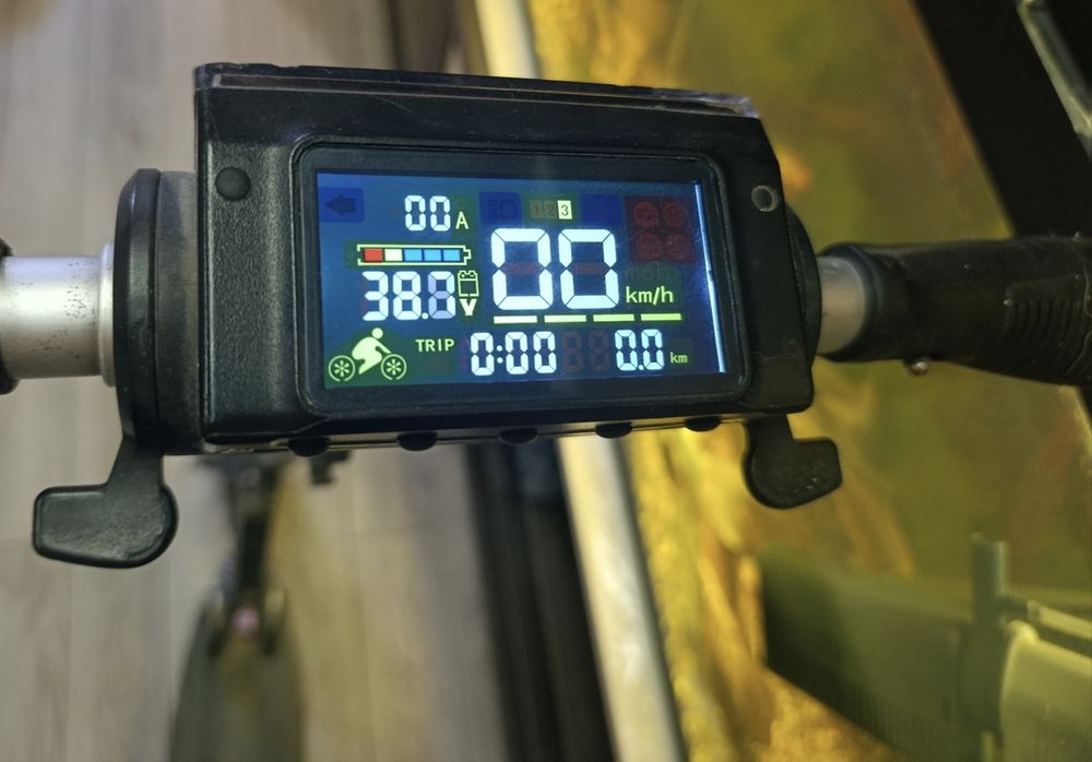 Продаётся электросамокат kugo s3
