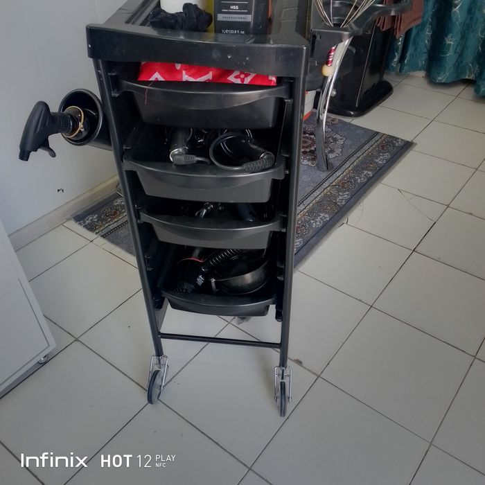 Guzalik salon jixoslari sotiladi