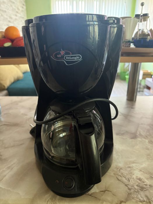 Кафе машина за шфарц кафе  на Delonghi