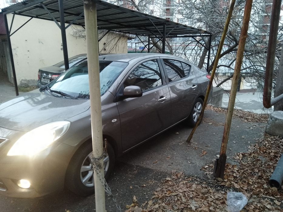Продаётся Nissan Sunny в отличном состоянии 2013 года АКПП