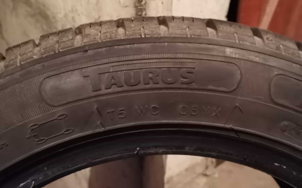 Продавам 1 брой зимна гума 205.55.16 дот 2019 Tarus