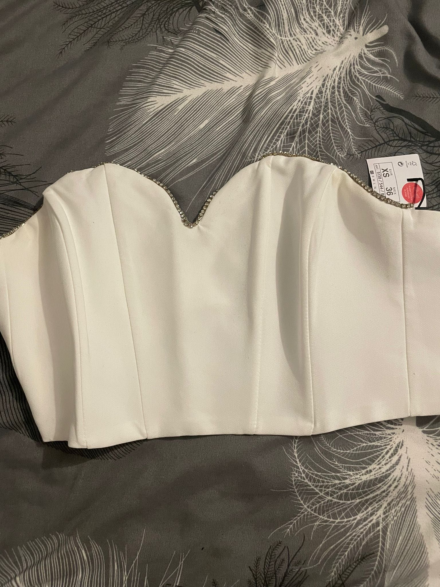 Corset/bustiera Trendyol Alba cu strasuri, nouă cu eticheta, XS