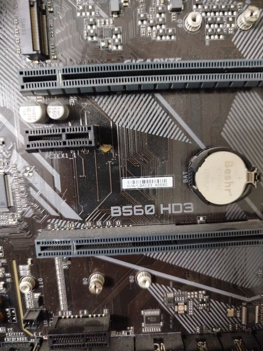 Продаётся мат. Плата+ I5 10400f+ озу 16