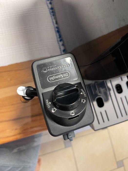 Espressor Automat Delonghi Dinamica ECAM 350.50.B 1450W 15bar Negru